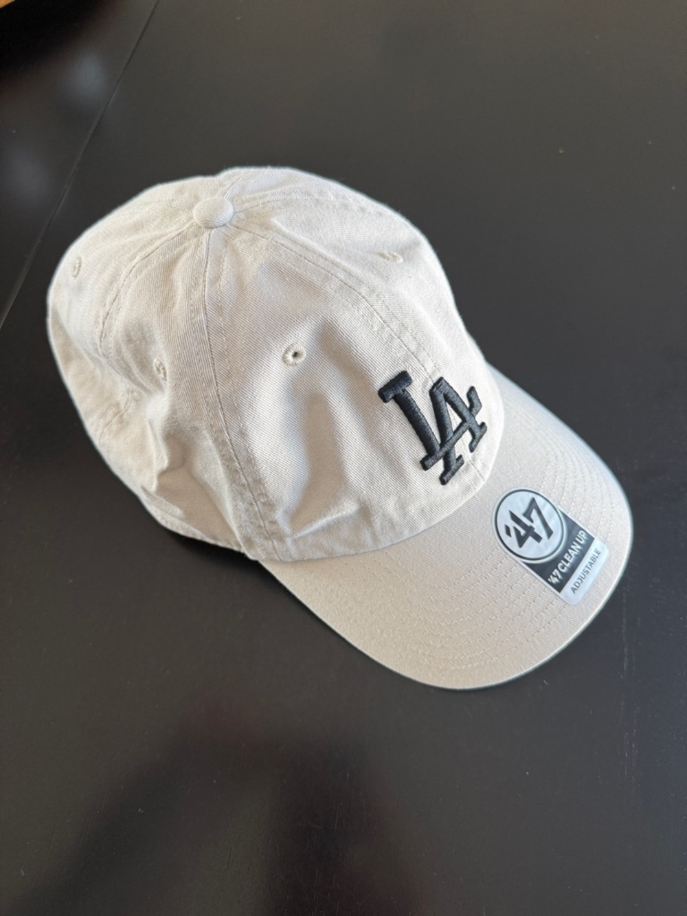'47 Los Angeles Dodgers Cap in Beige with Black Logo